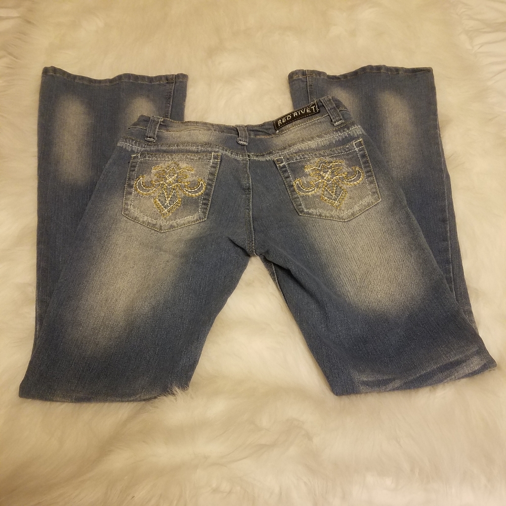RED RIVET FLARE JEANS - Picture 3 of 6